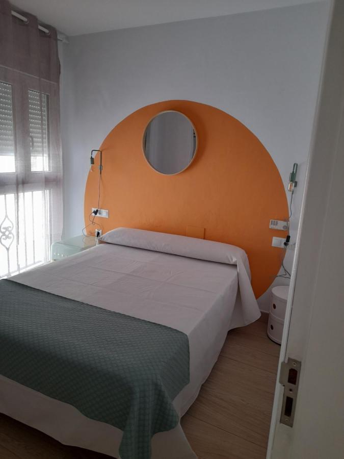 Hostal Casandra - Antiguo Hostal Los Valencianos Конил-де-ла-Фронтера Стая снимка